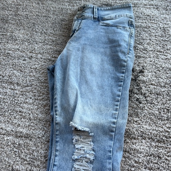 Light Blue Distressed Women's Jeans - Picture 3 of 8